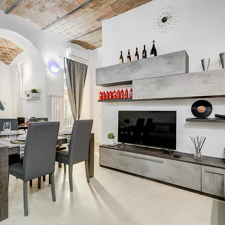 Cosy Apartment- Colosseum- Termini Railway * Rome