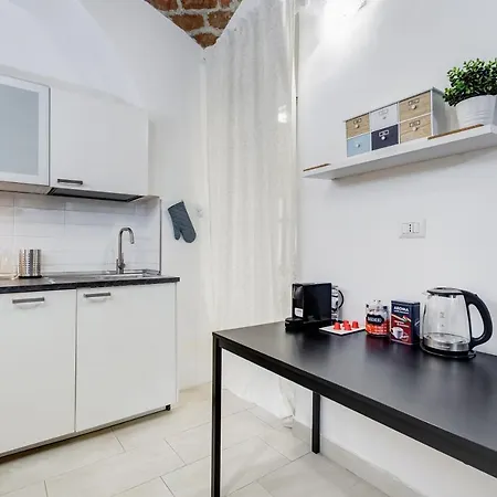 Cosy Apartment- Colosseum- Termini Railway