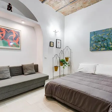 Cosy Apartment- Colosseum- Termini Railway Apartment